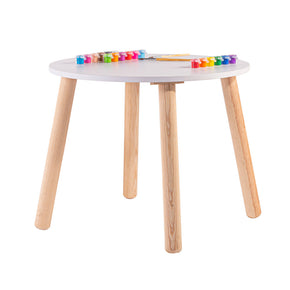 Mesa para niños con diseño moderno

