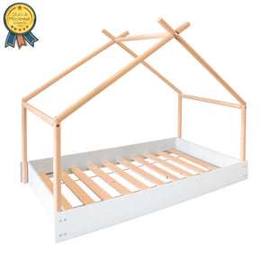 Cama de madera para bebé