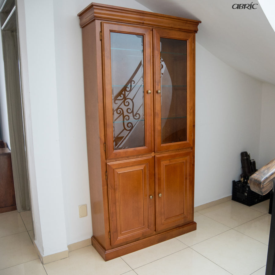 librero fino de madera