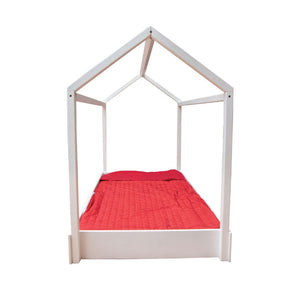 Cama infantil Montessori con estructura de casa