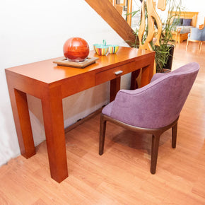 escritorio de madera moderno