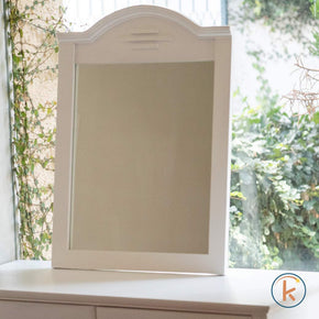 Espejo moderno para recámara infantil